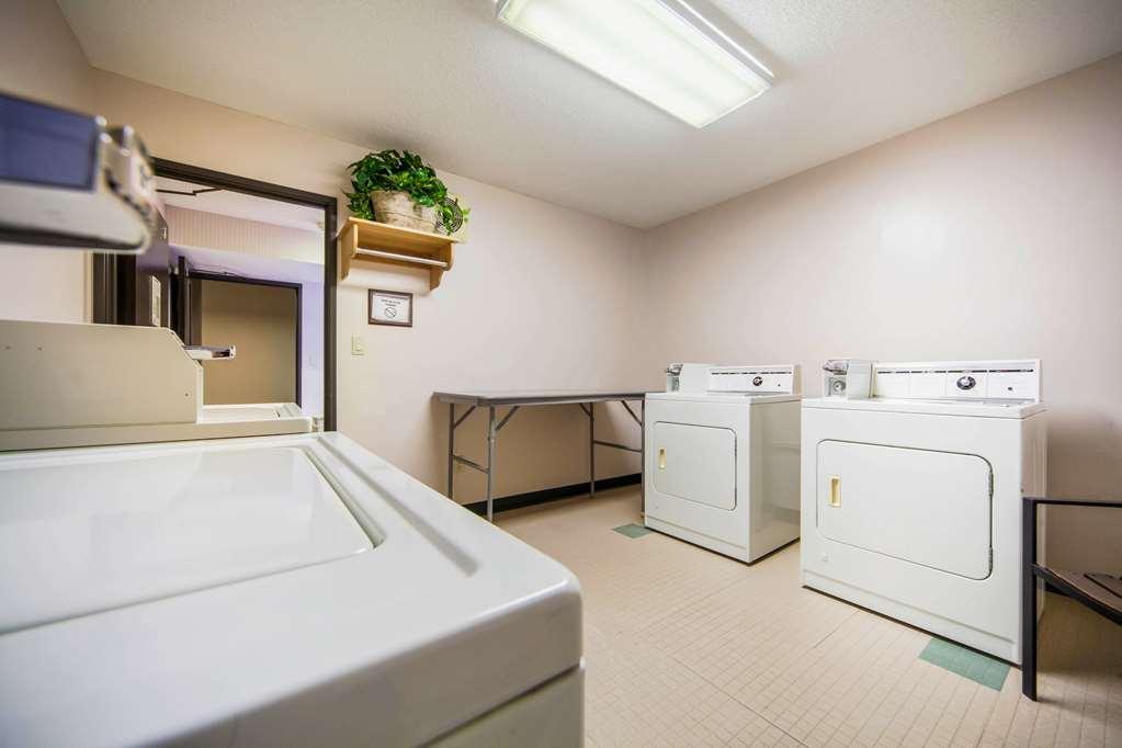 Sleep Inn & Suites Columbus Amenities photo